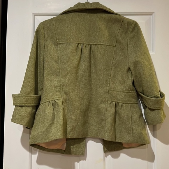 Tabitha cropped jacket with mid sleeves - Picture 6 of 11